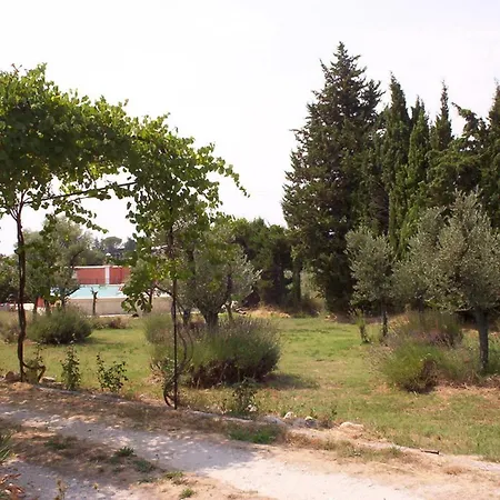 Holiday home Mas Michel Et Josiane *